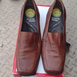 Earth Shoes
